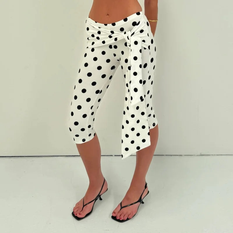 Dot-to-Dot Bow Capris